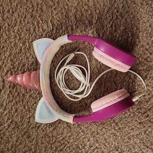 unicorn-themed kids' headphones/wired